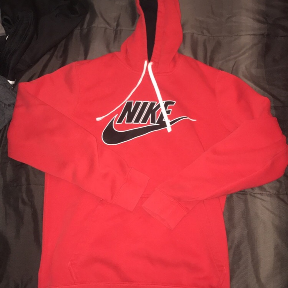 NIKE RED HOODIE
